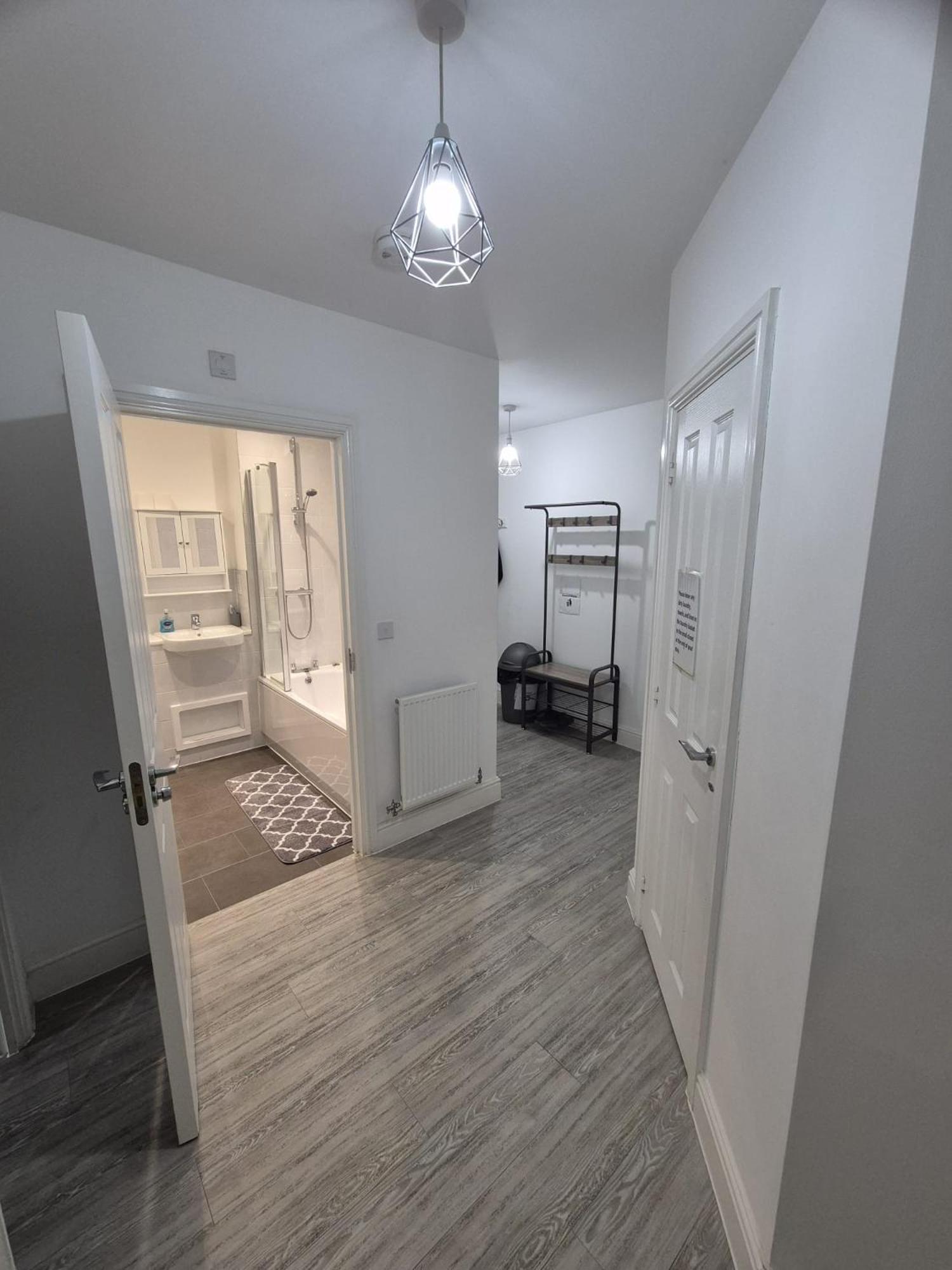 Luxury 2Bedroom - 2Bath - Prime Location - Patio Harrow on the Hill Kültér fotó